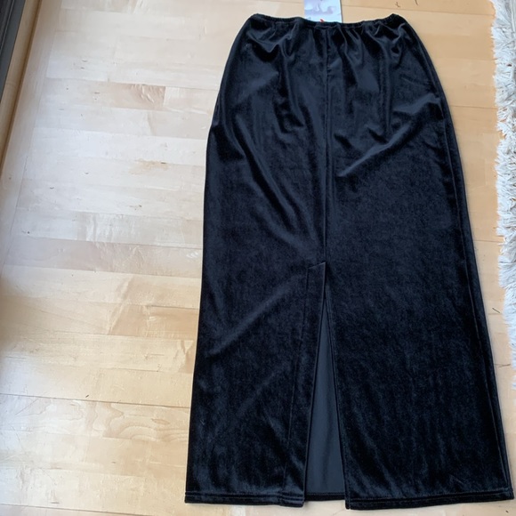 Vintage Currants Stretch Velveteen Maxi MIDI Skirt Black NWT - Picture 2 of 6